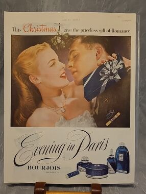 Evening in Paris Blue Holiday Gift Set Magazine Advertisement Print. 1945